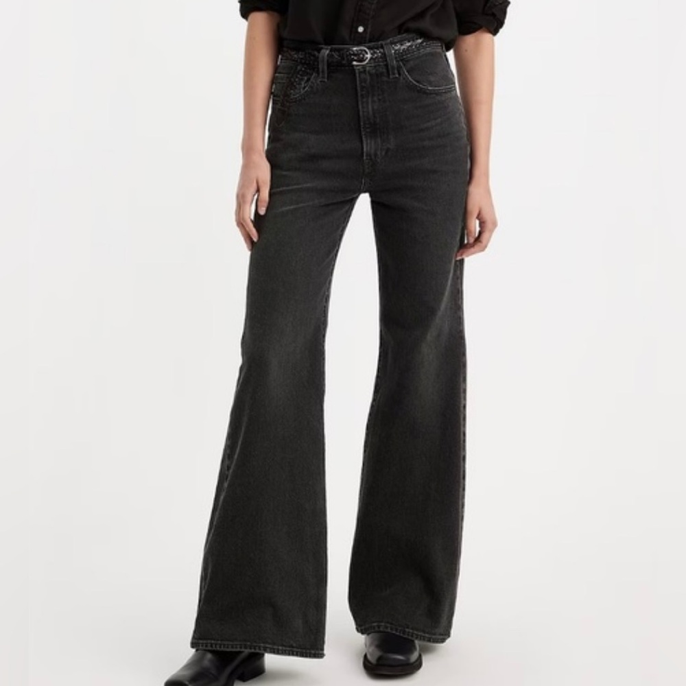 NWT Levi's Premium Women Ribcage Bell Wide Leg Cut High Waist Jeans Black 24x32